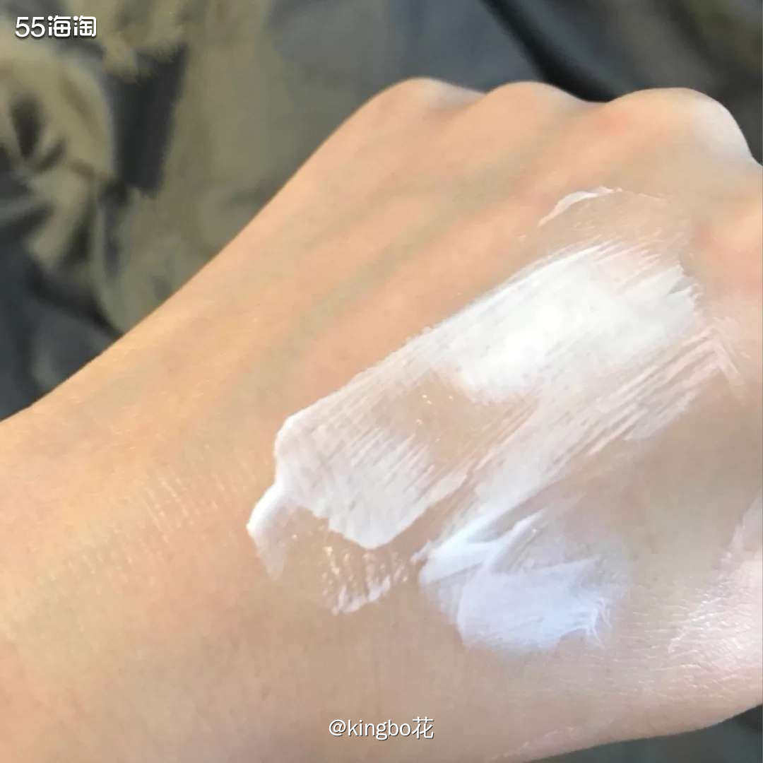 前面讲了我从Elta MD多个系列中选了SPF45款，那么详