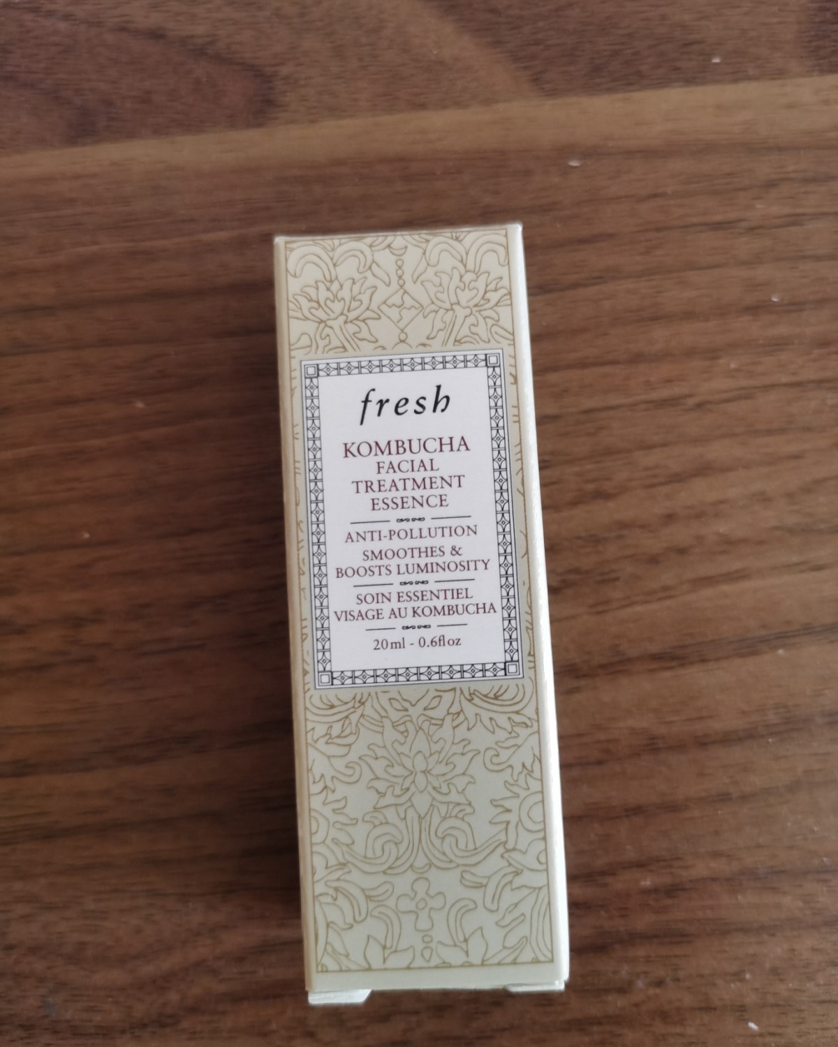 开箱惦记好久了的馥蕾诗红茶酵素精华水  种草了很久，一直都很