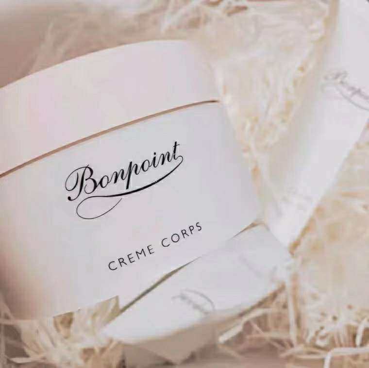 Bonpoint被人称为宝宝用品中的爱马仕, 价格不菲。一直
