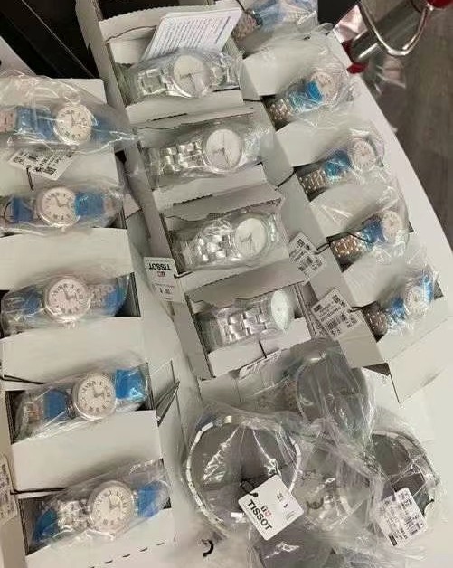 🇺🇸下周到货⚡️2021新品天梭嘉丽小美人玫瑰金石英女表
