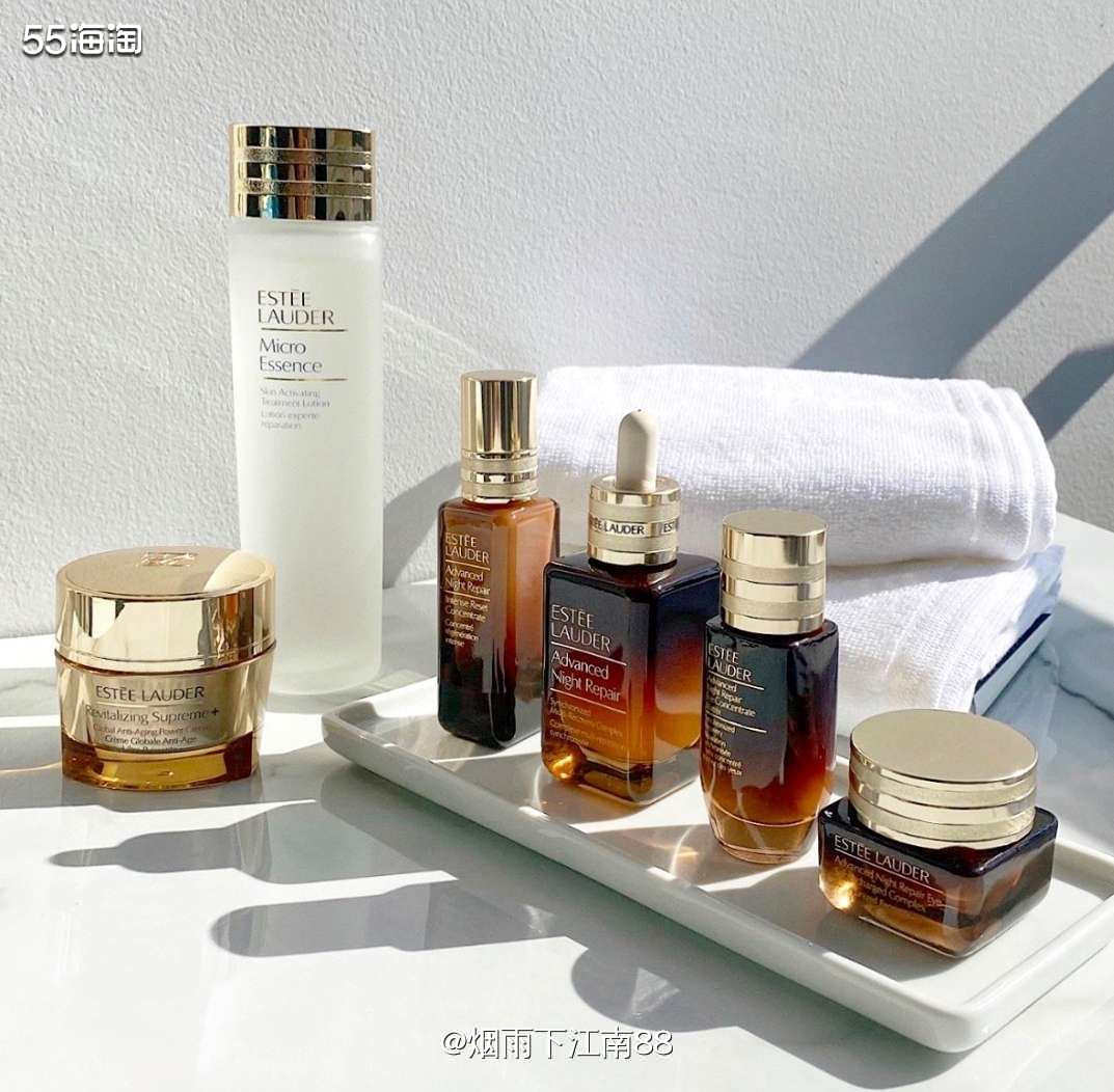 雅诗兰黛美国官网下单友好，有时折扣好时又有满送正装产品之类，