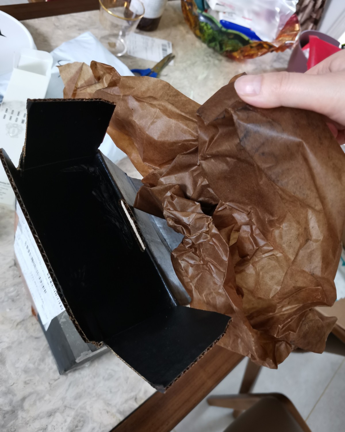 这次如果完美收到包裹，将是一个美好的事，先说说情况吧，芭比布