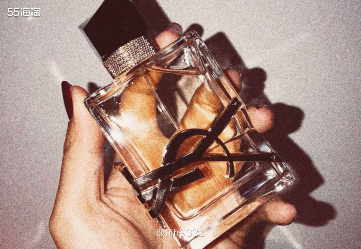 ✨YSL，Yves Saint laurent的简称，中文译