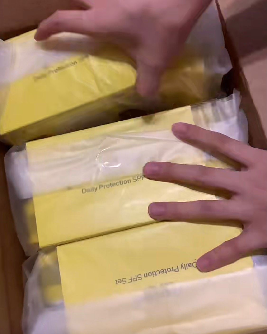 第一次买美版白胖子走中环转运～听说美版白胖子上脸不油还哑光，