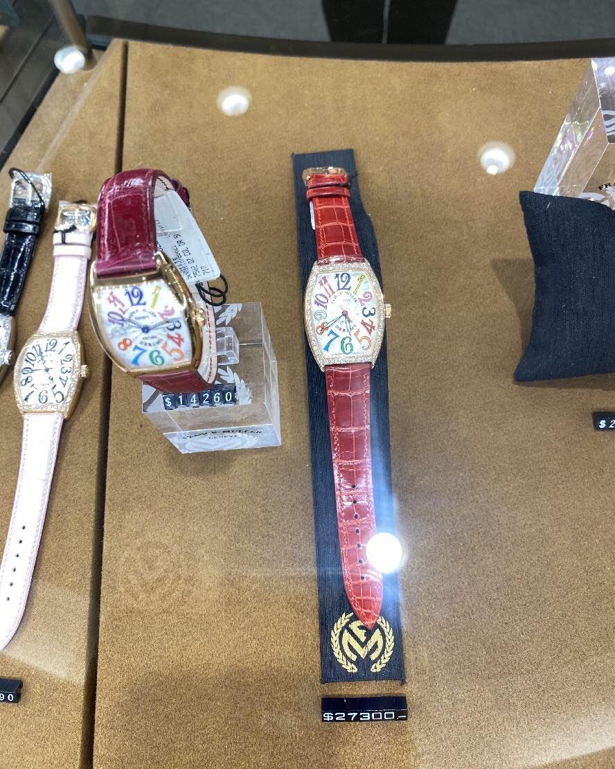 老板们你们要的法兰克穆勒 手表款式放这了，坐等你们快来下单了