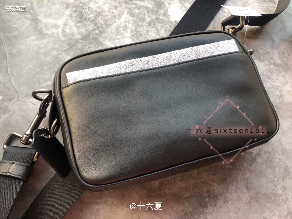 ❤️Coach奥莱男款斜挎单肩包  🌟最近非常迷恋买包包�