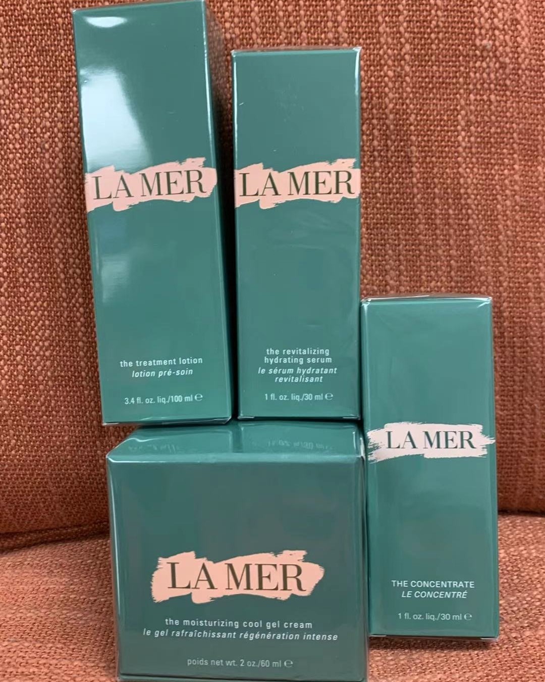 囤货上瘾系列，腊梅家的面霜和精粹水腊梅真的太难走了，自从走某