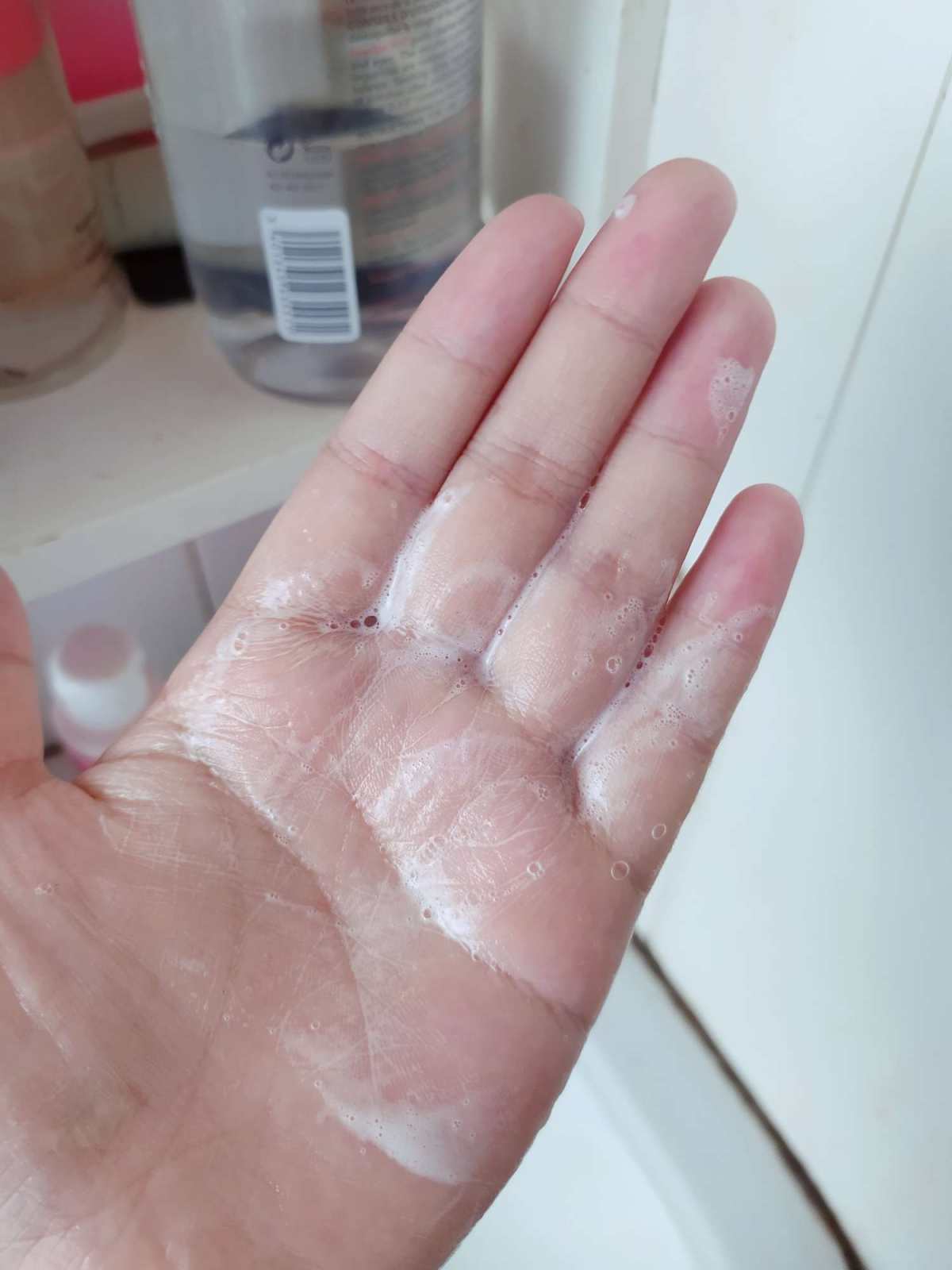 最近用完了我的CR玫瑰洗发膏和卡诗控油洗发水，于是开箱了我之