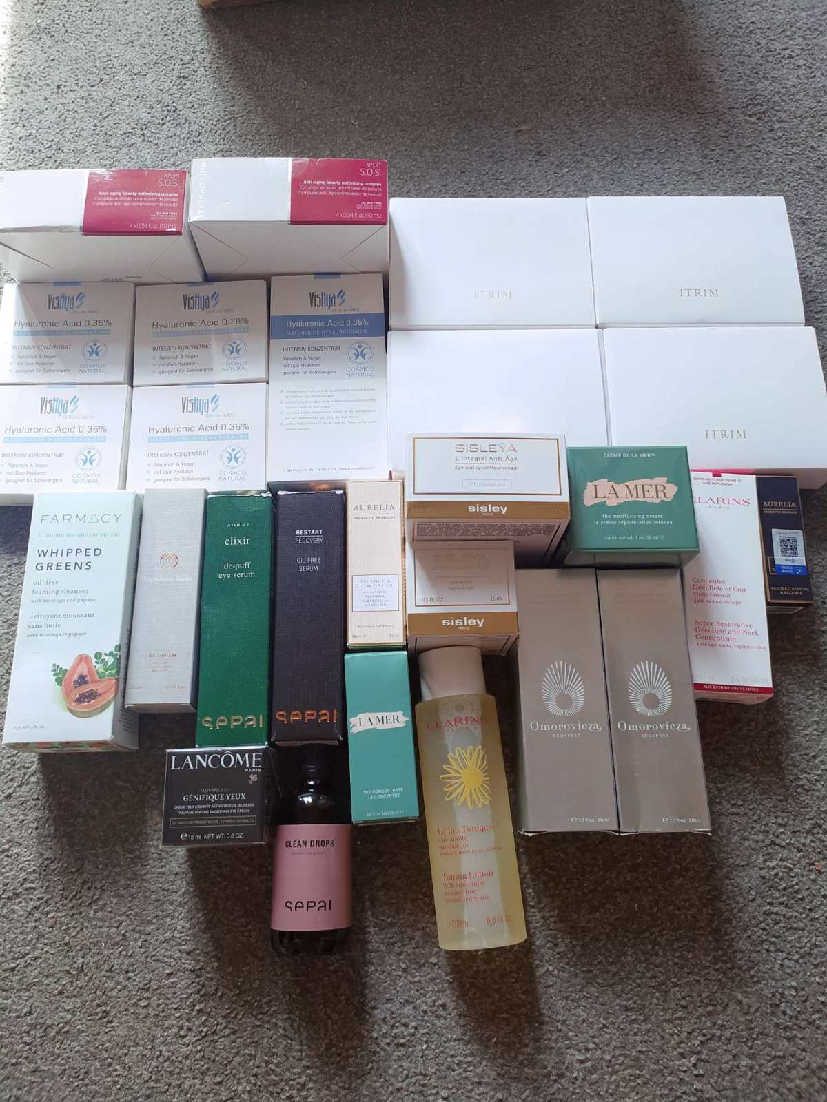 虽然比起很多姐妹我的囤货不算多，但是一发出来还是有一些，我的