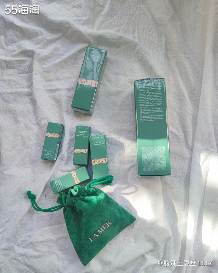 看多了雅诗兰黛家的棕色和倩碧家的绿色和黄颜色，我最爱的还是l