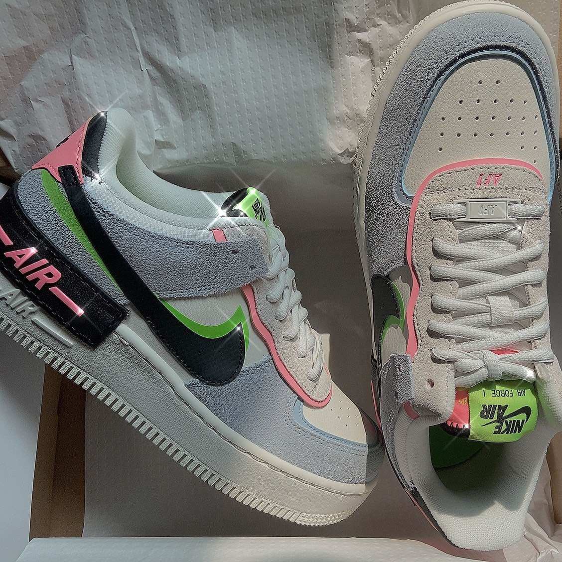 Nike空军一号马卡龙配色 不是很火的配色，但是开箱感觉还蛮