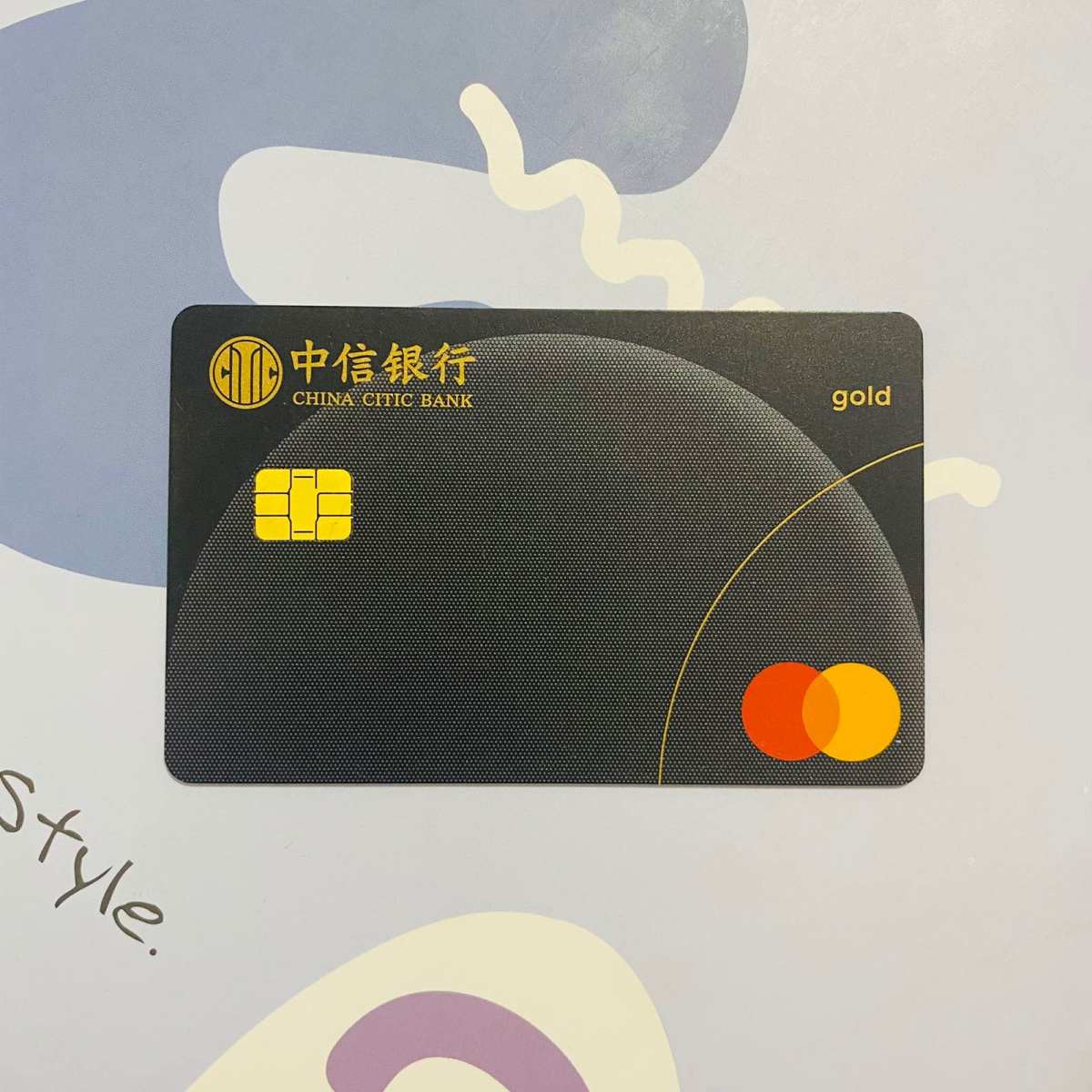 万事达真的是“千呼万唤始出来”，恰巧雅顿买一送一，又在活动商