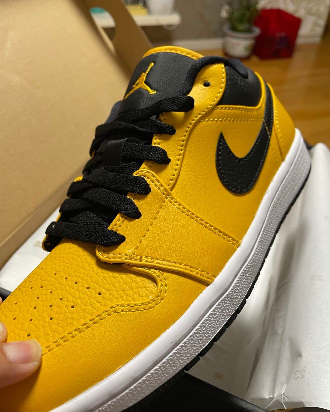 5月第1单 黄色aj1low +【中环转运标准线线路】+不到