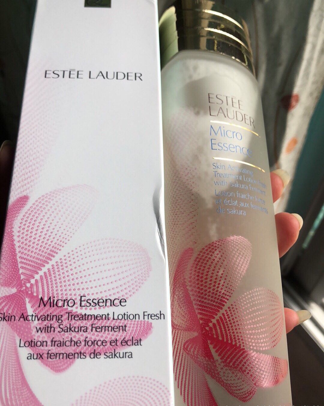 海淘现货：雅诗兰黛樱花微精华露化妆水200毫升，美版，购于美