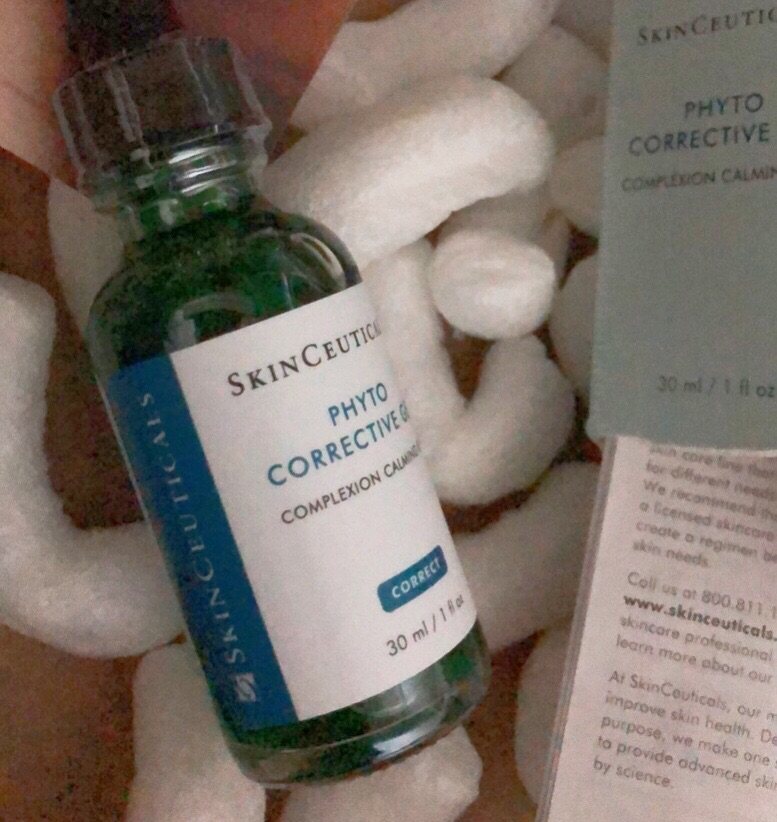 “痘印橡皮擦”杜克色修到手～包装盒已经成稀巴烂  说到去痘印