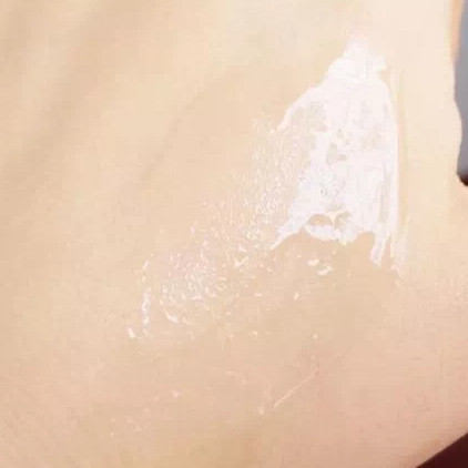 资生堂红腰子，你我本无缘，全靠我花钱～  优点：保湿、抗氧化