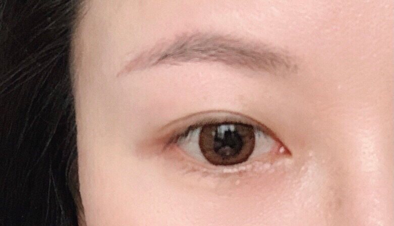 趁着五一长假使用美瞳的频率大，做个美瞳的试用测评。我试用的是