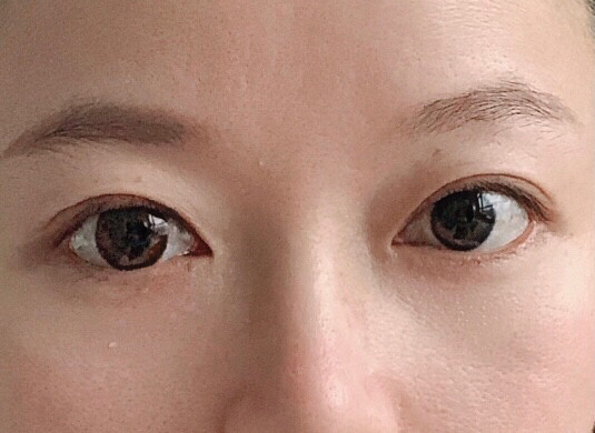 趁着五一长假使用美瞳的频率大，做个美瞳的试用测评。我试用的是