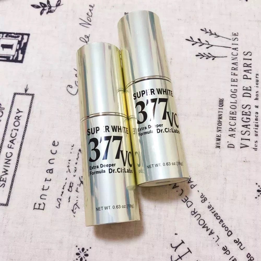 “城野377淡华”是一款网红精华，当初入手就是冲着它的名气盲