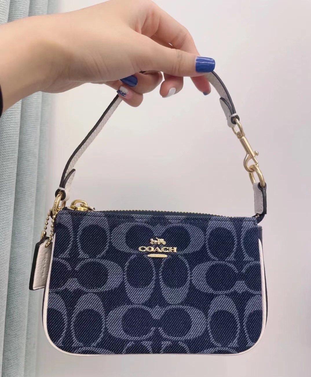 ✨Coach nolita15蓝色老花麻将包终于补货了，好不