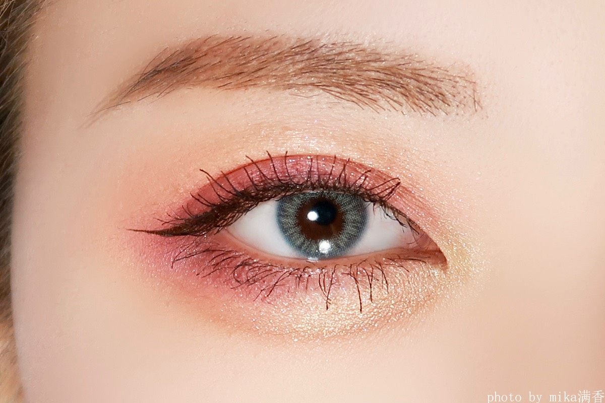 我太喜欢这盘多肉了，既有日常的大地棕色，又有我最爱的紫色，还