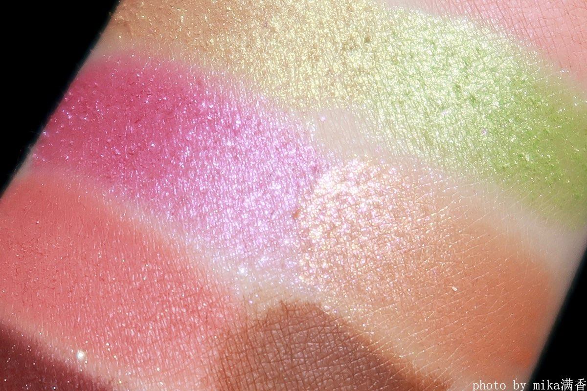 我太喜欢这盘多肉了，既有日常的大地棕色，又有我最爱的紫色，还