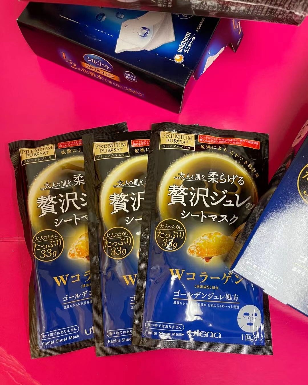 先简单说一下使用方法及步骤:  先用化妆水十化妆棉擦个脸主要
