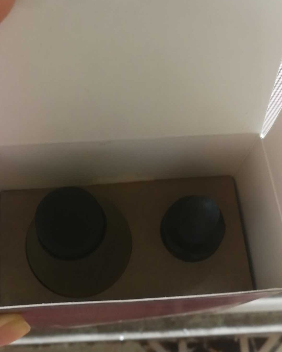 官网活动的时候买的。寄到美国转运，当时进关的时候很怕被税，还