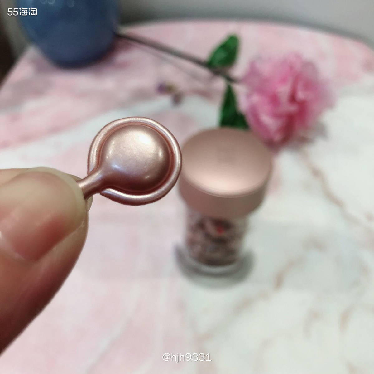 💞伊丽莎白雅顿的胶囊精华中，我还是最喜欢粉胶，不管是质地还