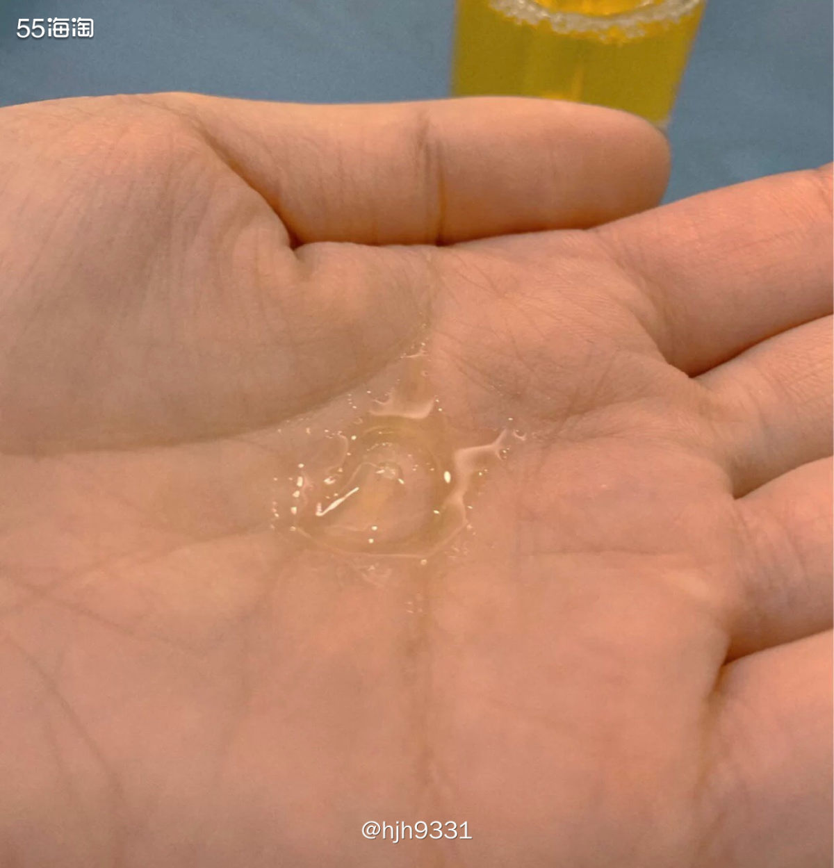 💞海蓝之谜臻璨焕活精华油，又称万能油！这款精华油里面蕴含了