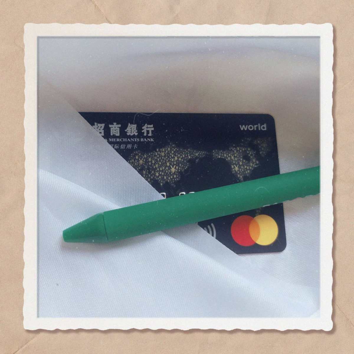 前几年我是用过Korres洗面奶的，当时就很喜欢，它闻起来是