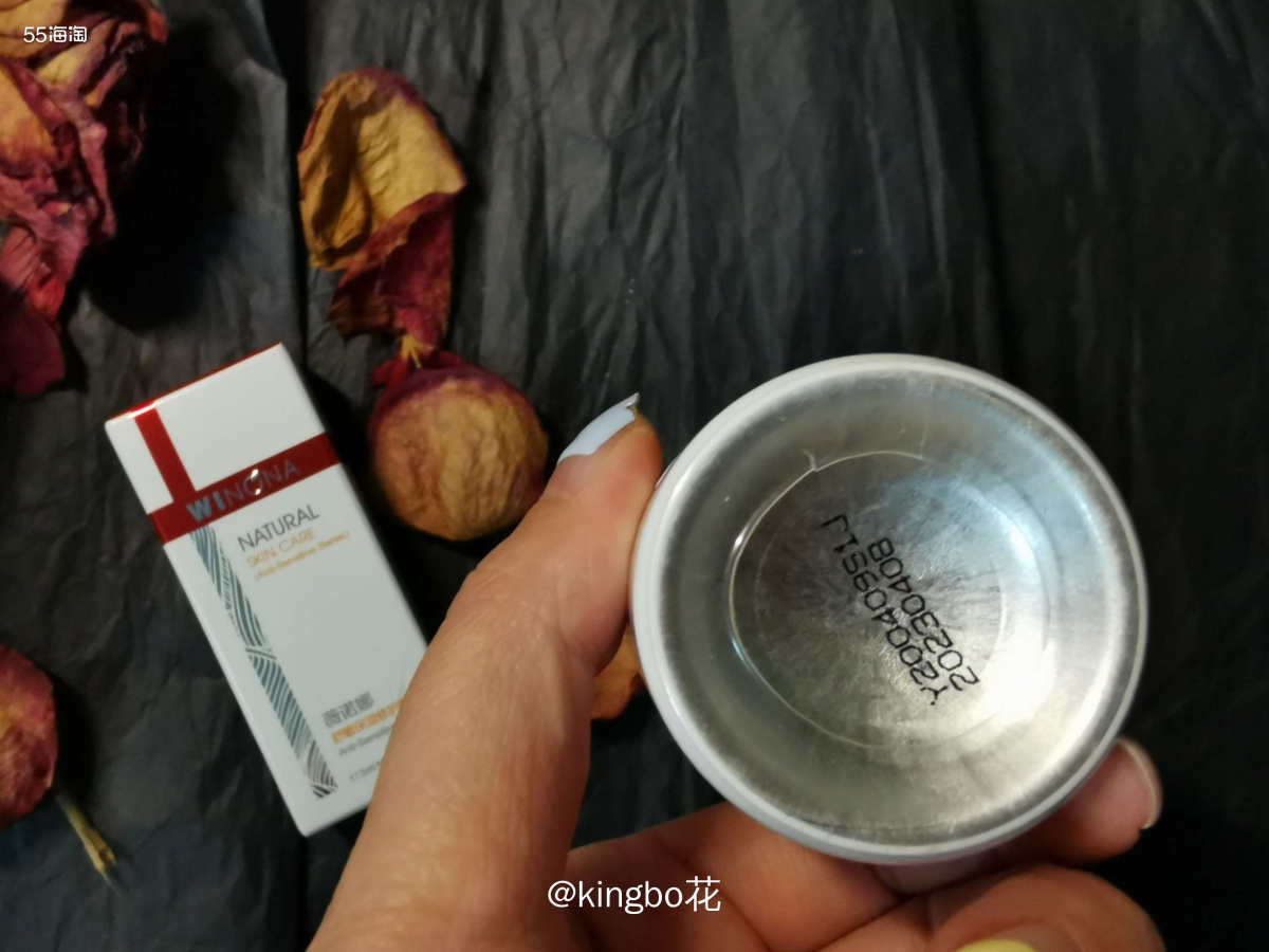🍒国货中专注皮肤屏障修护的有薇诺娜和玉泽。  🍒对于玉泽