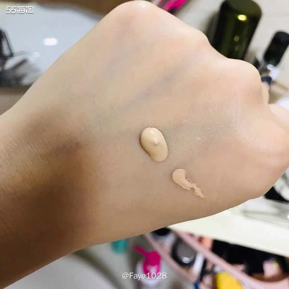 李佳奇强烈的粉底——芭比布朗清透持妆粉底液  应该没有几个女