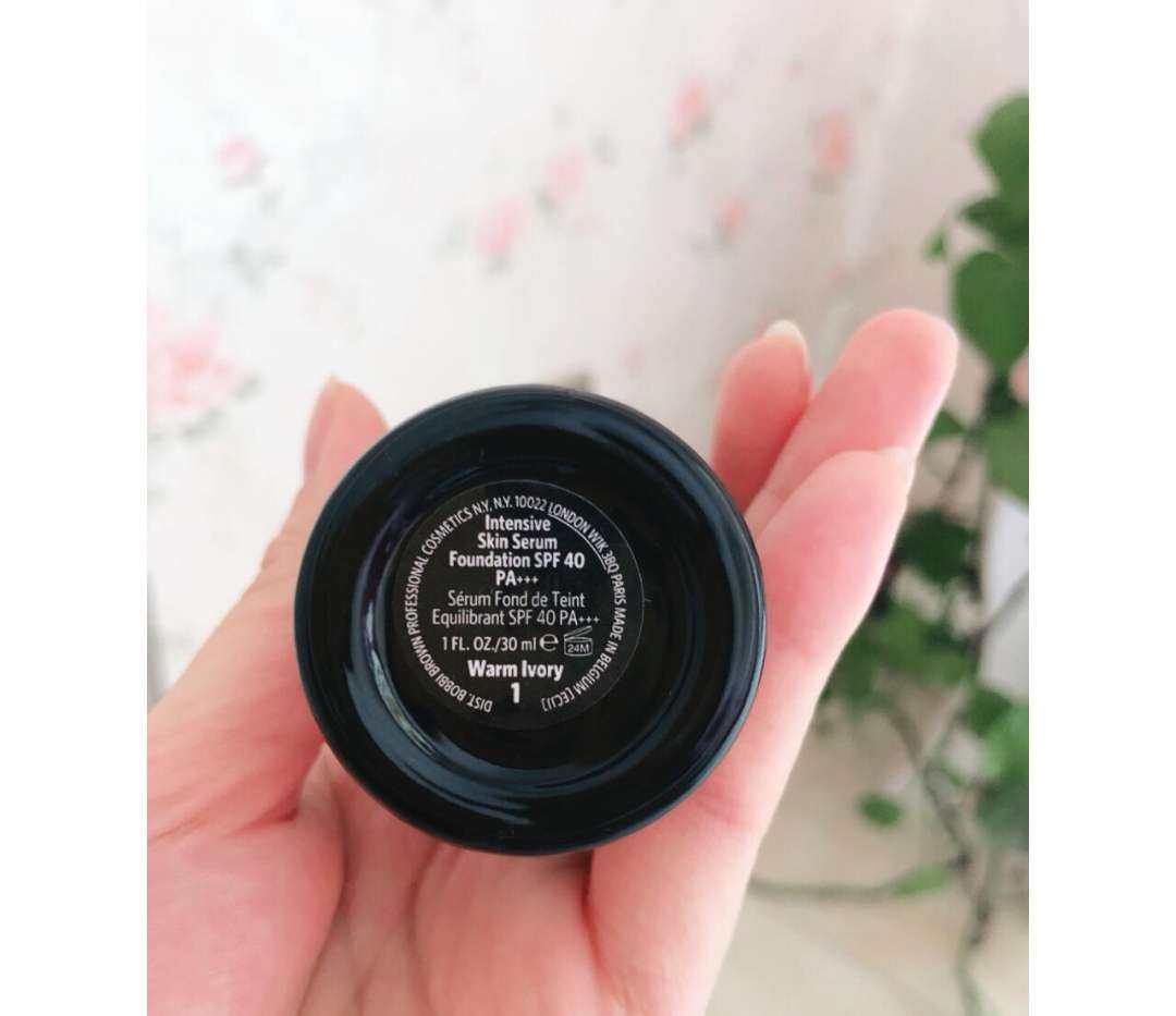 芭比波朗虫草粉底液，真的我特别。  除了遮瑕不怎么滴，其他真