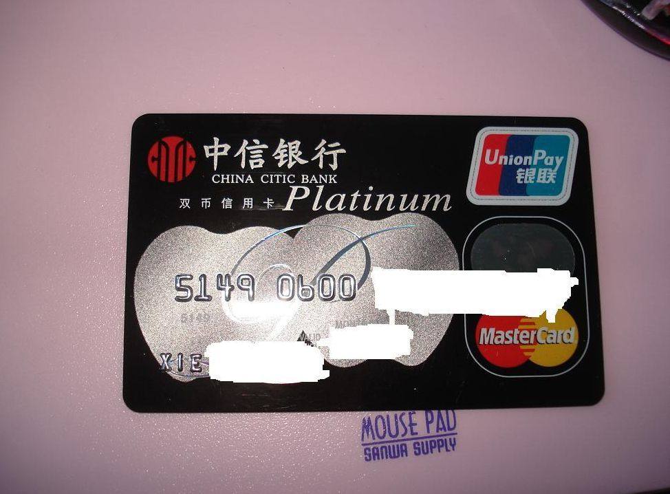 🌴想问问你们买的雅诗兰黛美版小棕瓶最低多少钱？前提是美版、