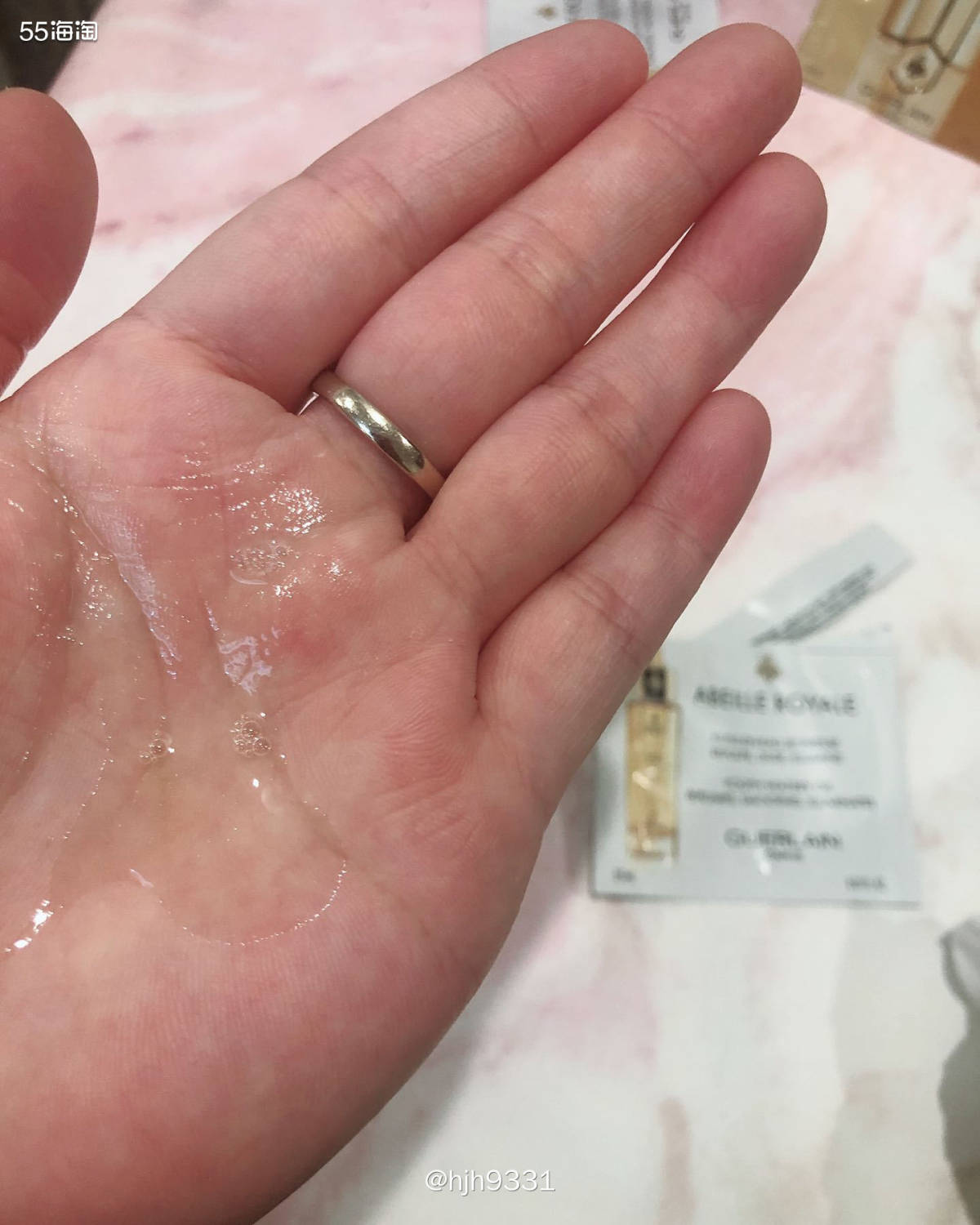 娇兰帝皇蜂姿黄金修护复原蜜——无功无过  ✨娇兰的复原蜜风挺