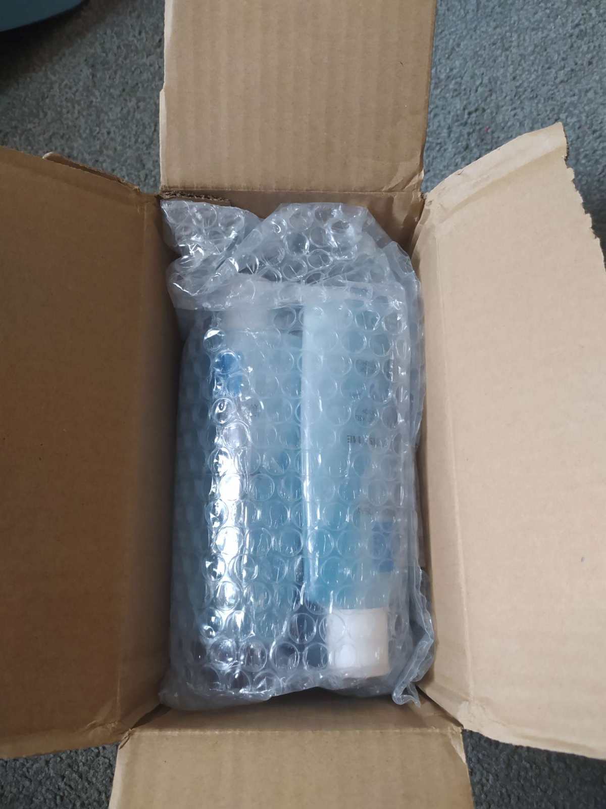 近期最划算的一单，应该是我的理肤泉眼唇卸了，这个品牌眼唇卸我