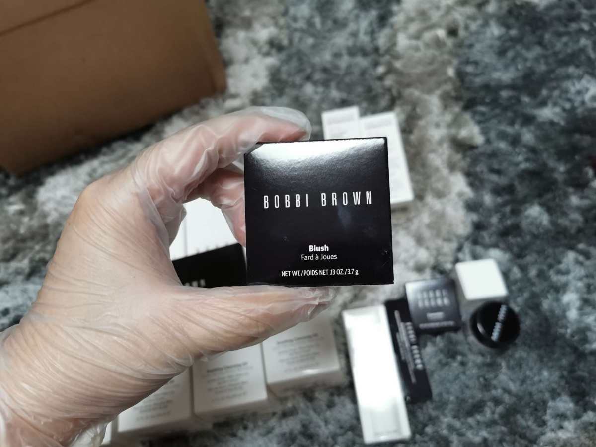 BOBBI BROWN卸妆油确实很好用，尤其是秒乳化超级适合
