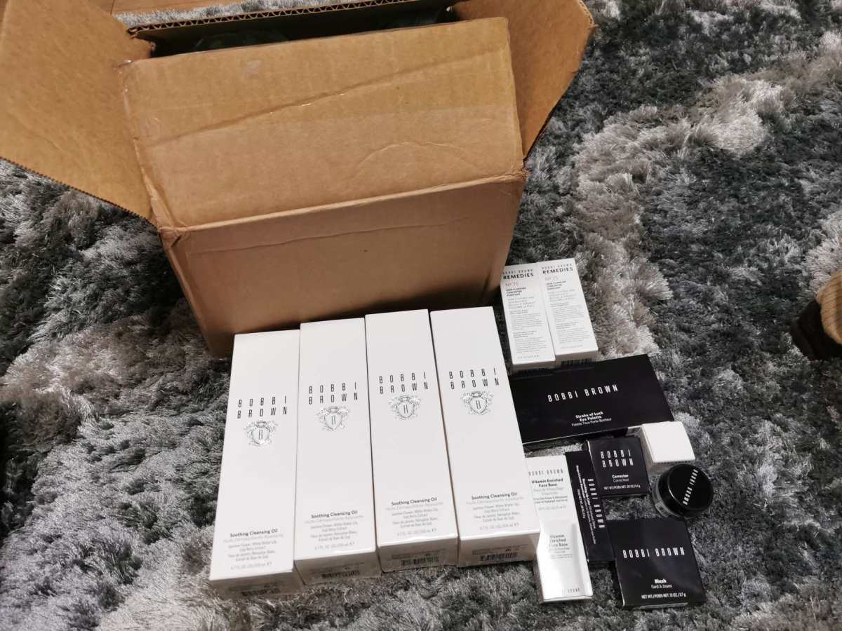 BOBBI BROWN卸妆油确实很好用，尤其是秒乳化超级适合