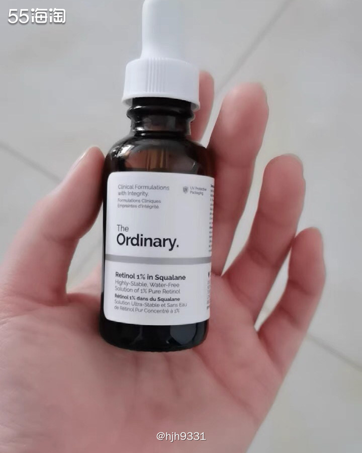 ✨视黄醇是为数不多的，可以直接到达肌肤层的抗衰老成分，有淡化