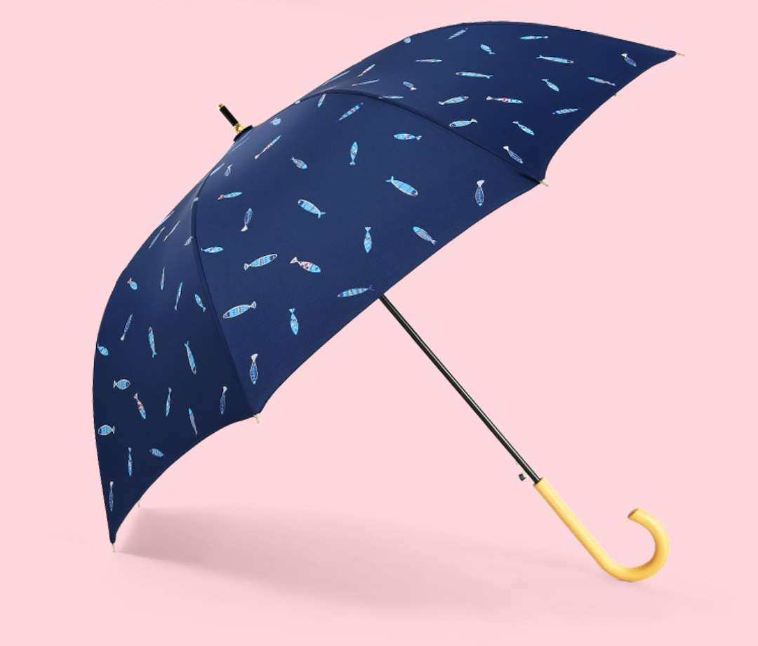 上个月的大作战晒了囤的霜，前两天的剁手记晒了买的遮阳帽和面罩