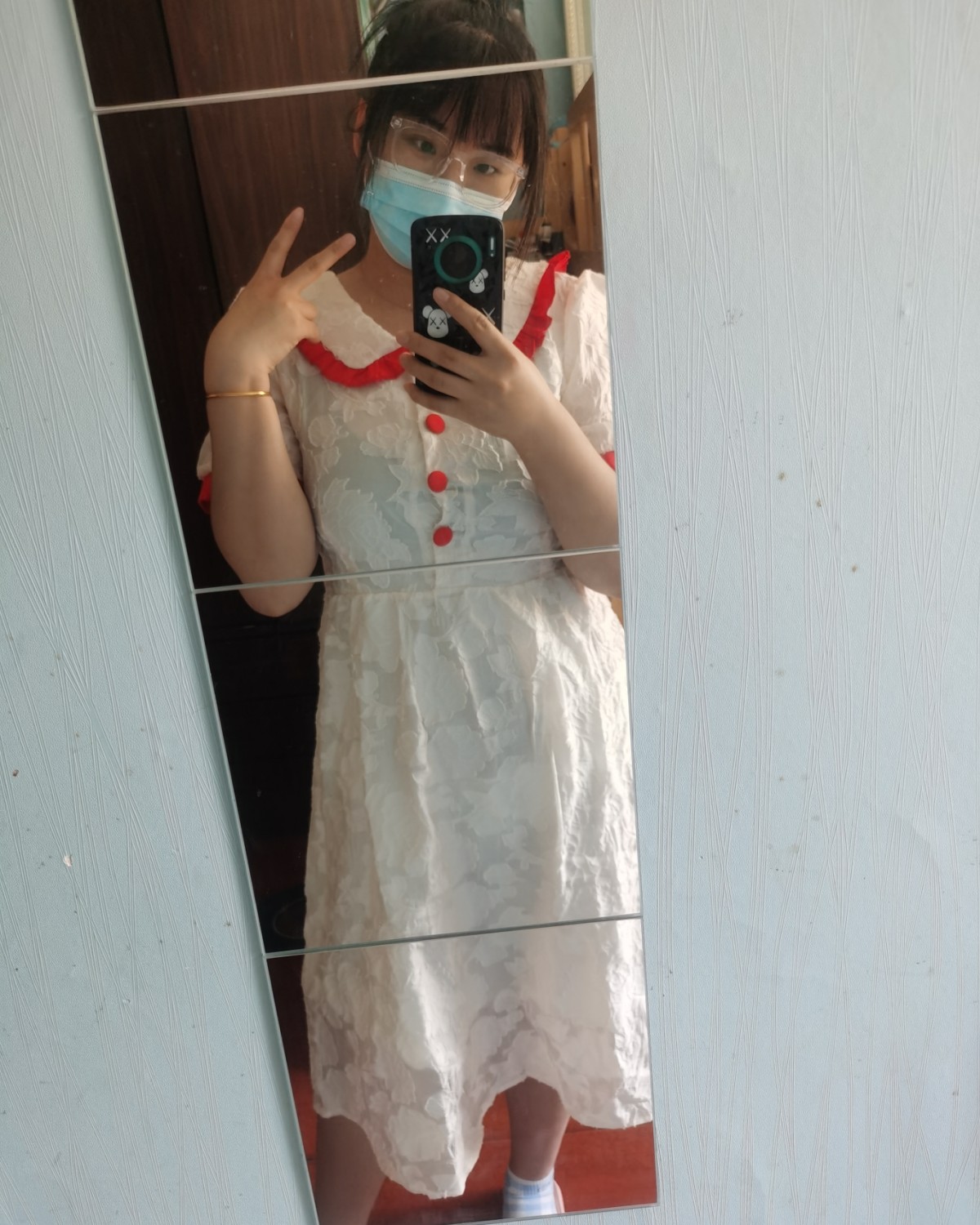 这么好的天气最适合穿小裙子了  今天哈尔滨真的是太热了，早上
