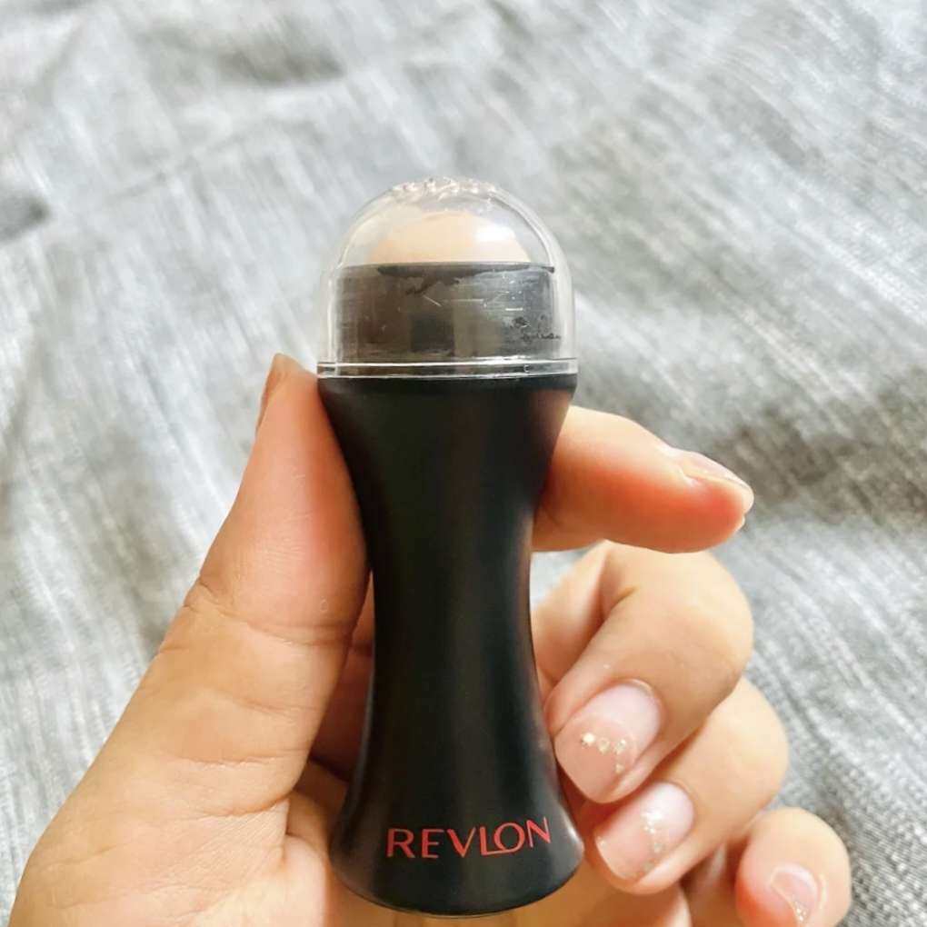 ⭕Revlon露华浓 面部去油神器 火山石吸油滚珠  前几天