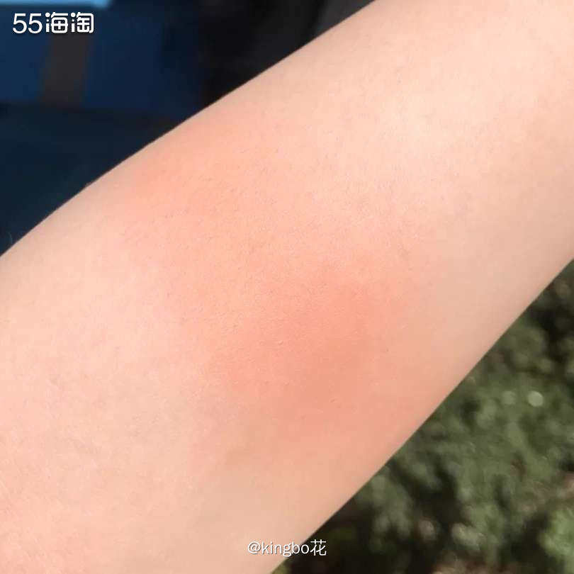 🔴除了口红，MAC的彩妆也是很热门的，也是化妆界的大佬。 