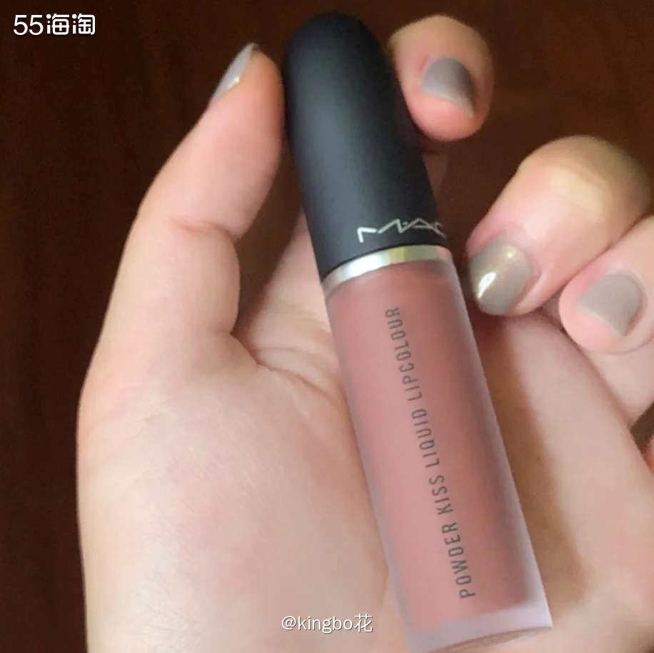 🔴运通好物种草，MAC柔雾唇釉997，上嘴轻盈很柔和！  