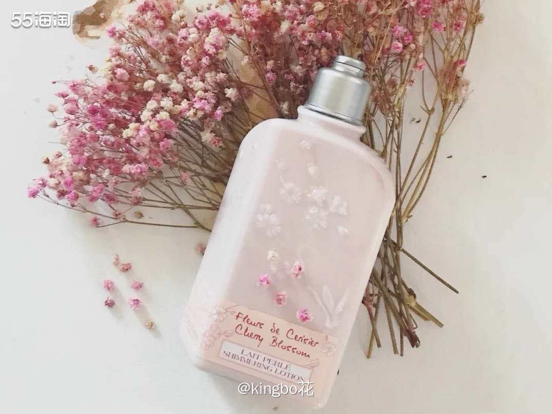 ▶️海外购必buy，欧舒丹樱花身体乳，涂完后自带闪光效果  