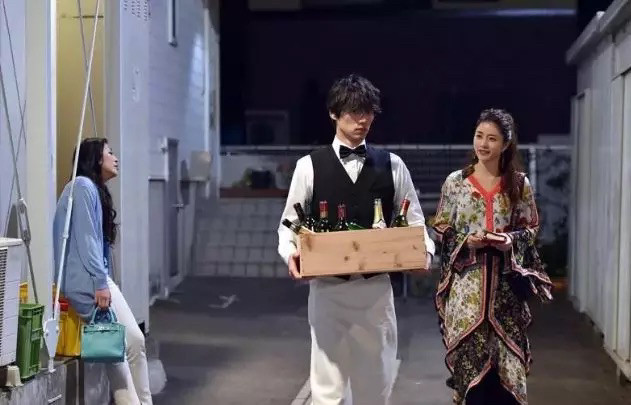 一周穿搭挑战之花系列🌸🌼🌺🌷今天发一个孕前穿搭，我超