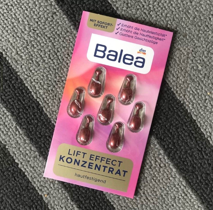 🌟芭乐雅这个品牌产品线挺多的，护肤线的精华也比较丰富，针对