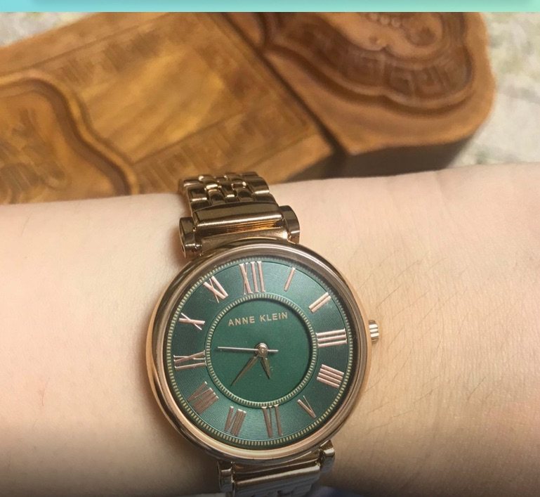 💟anne klein 这款手表真的特别美，性价比也很高，