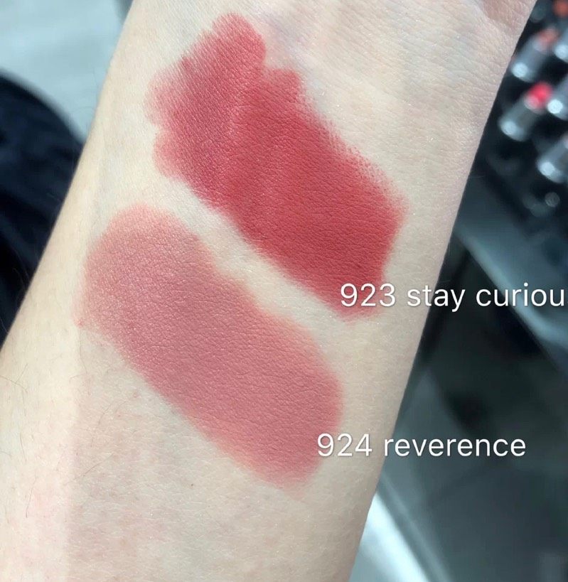 💲色号924，英文色号：reverence杏桃裸粉。 一款
